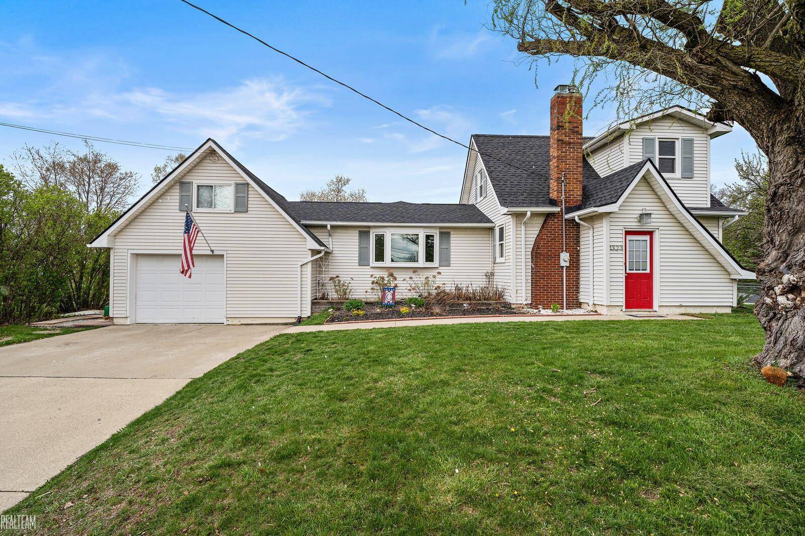 Auburn Hills, MI 48326,1323 Collier