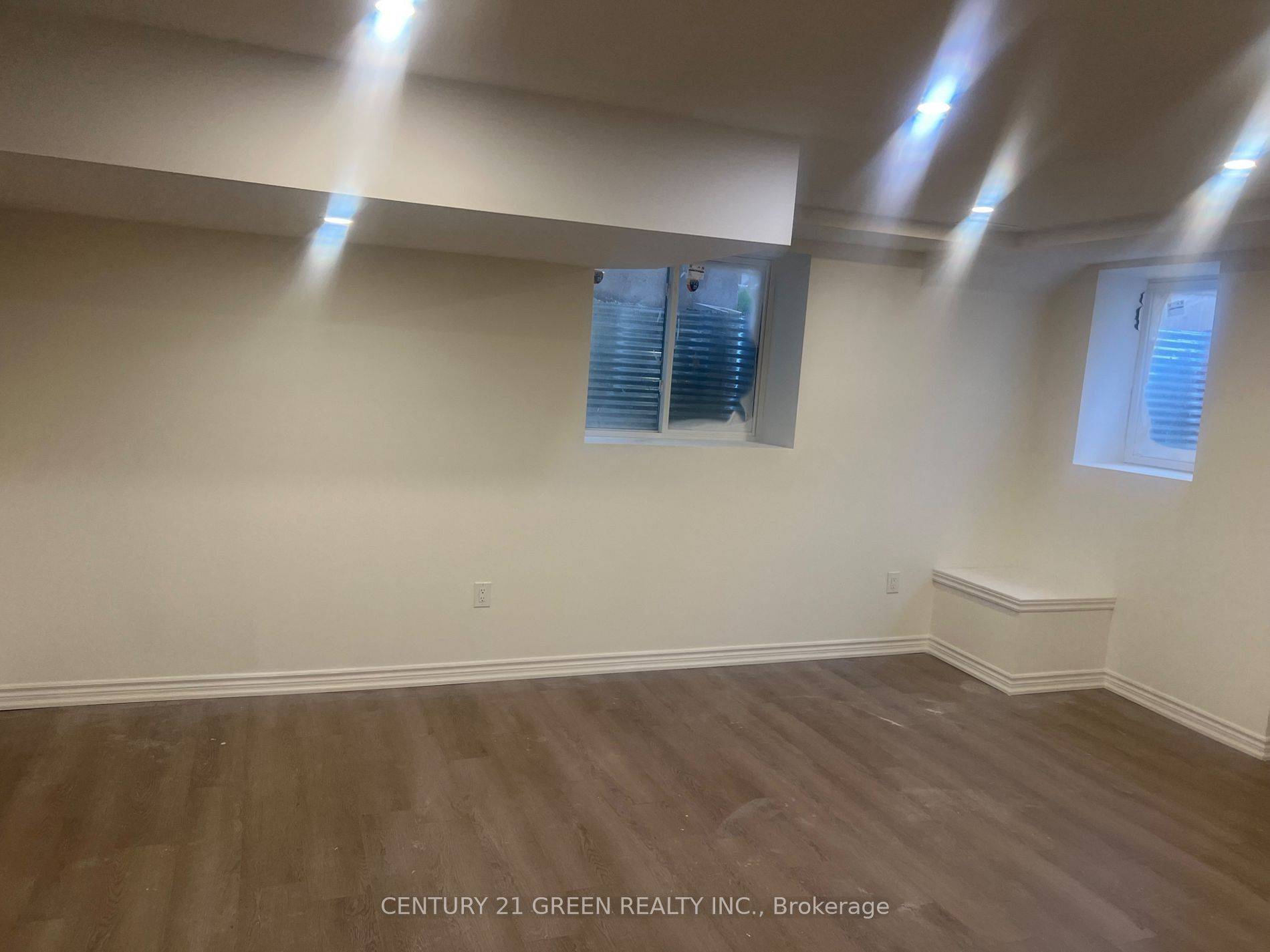 Milton, ON L9E 2A4,1713 Whitlock AVE #Basement