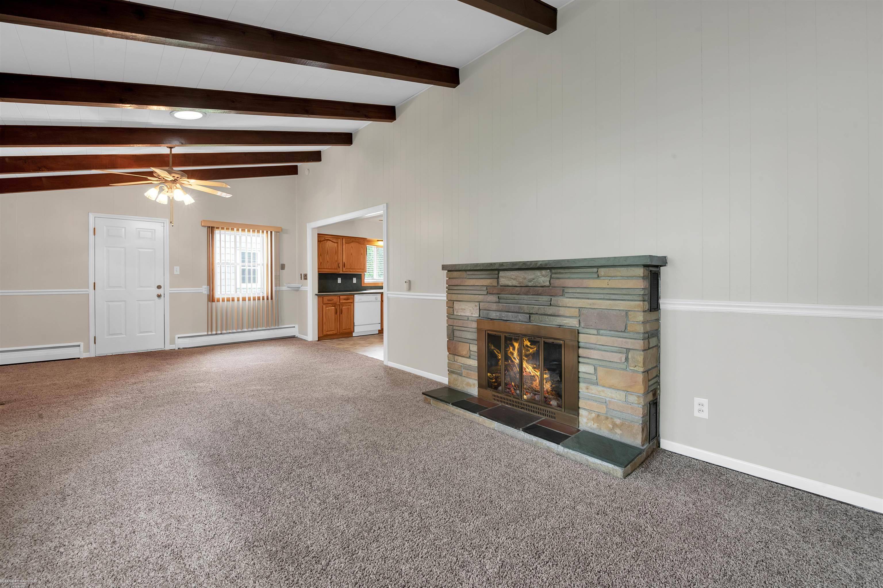 Harrison Twp, MI 48045,39015 Lakeshore Dr