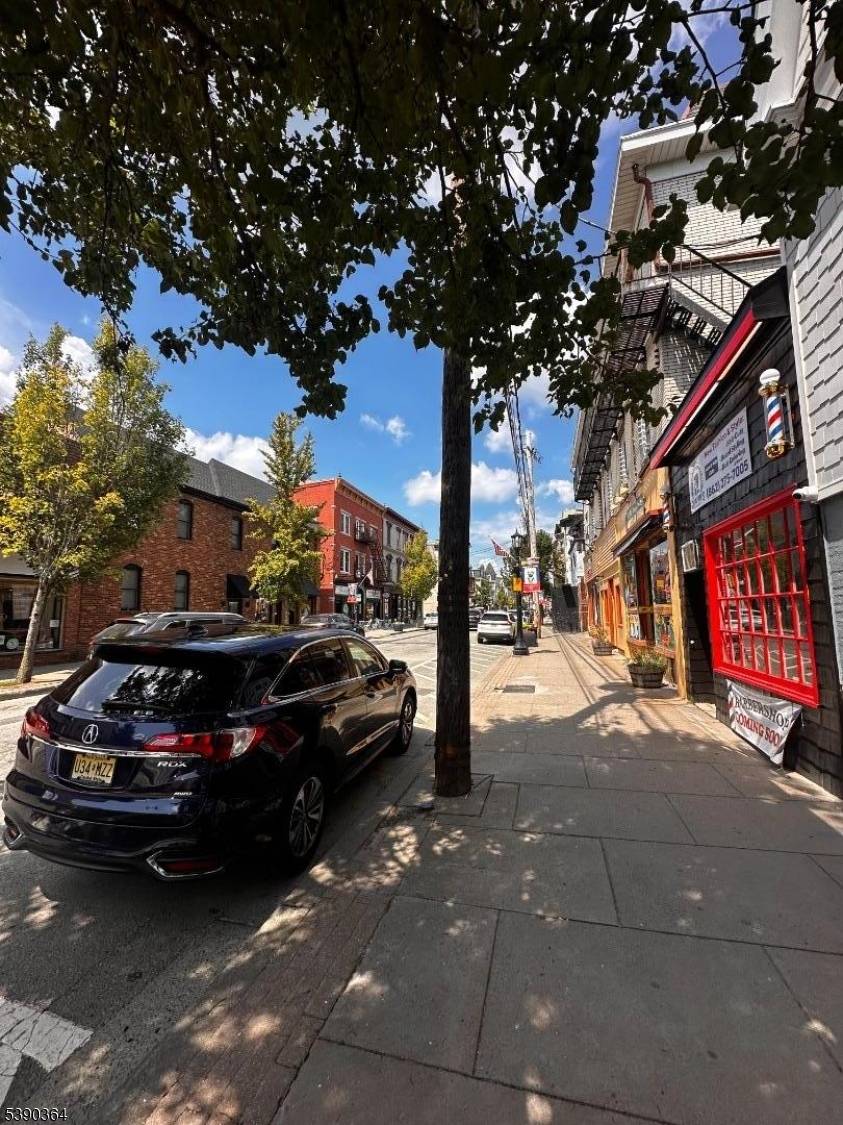 Newton Town, NJ 07860,201 Spring St