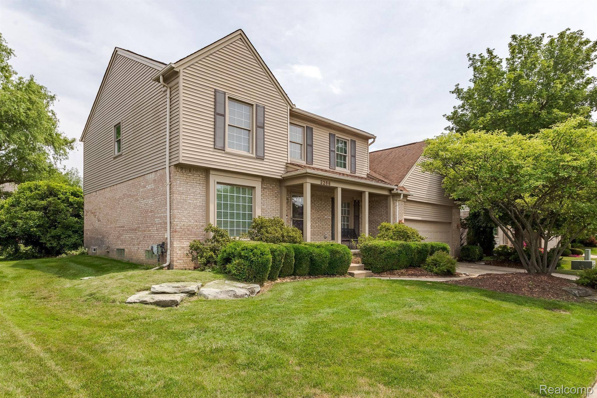 Rochester Hills, MI 48309,3266 DAVENPORT LN