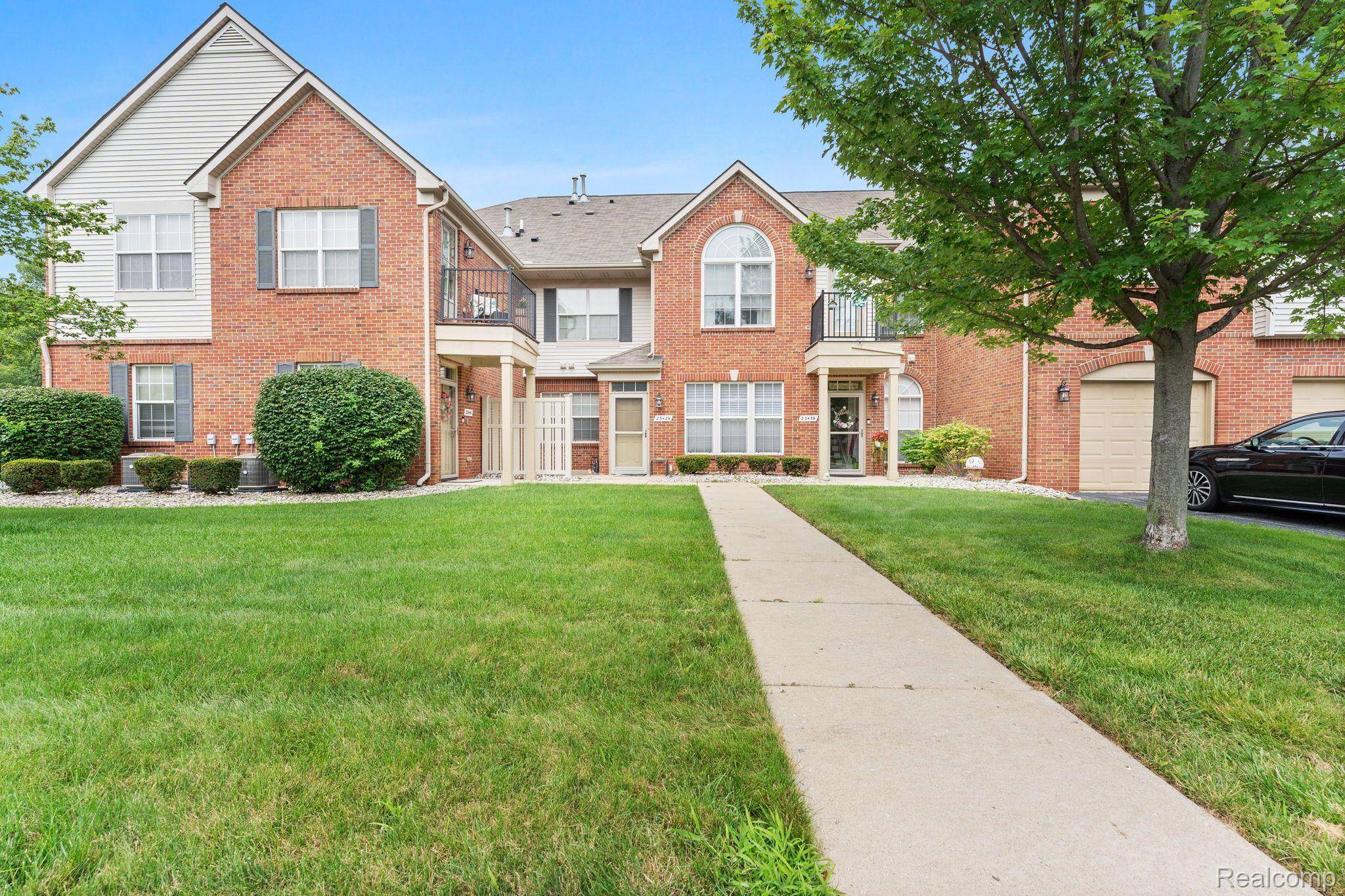 Woodhaven, MI 48183,23429 WILLIAMSBURG CIR