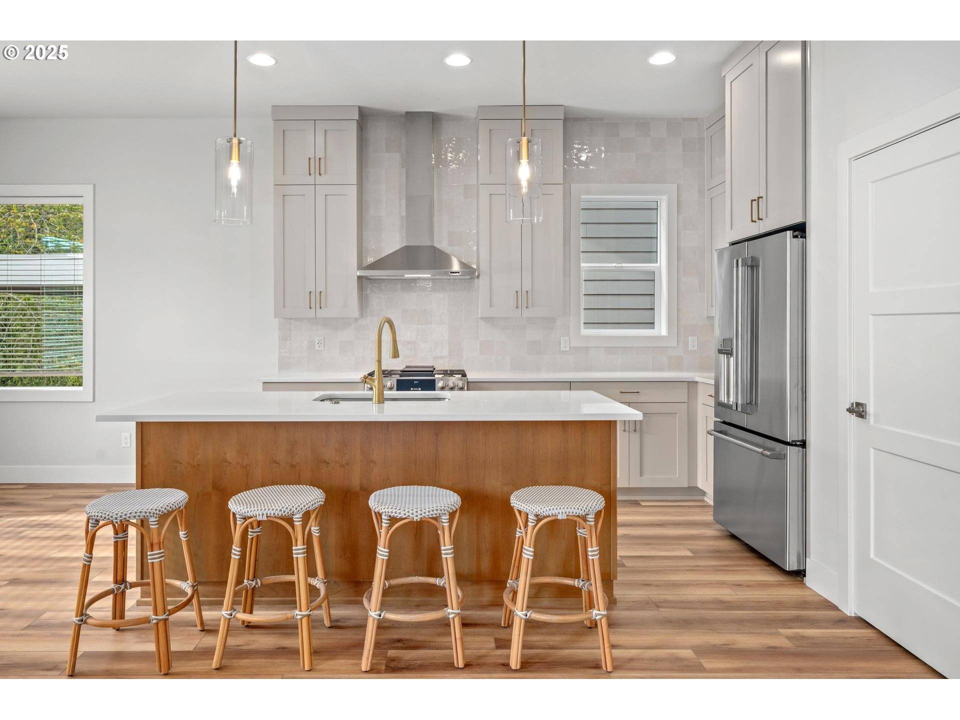 Portland, OR 97219,7737 SW 42nd AVE #17