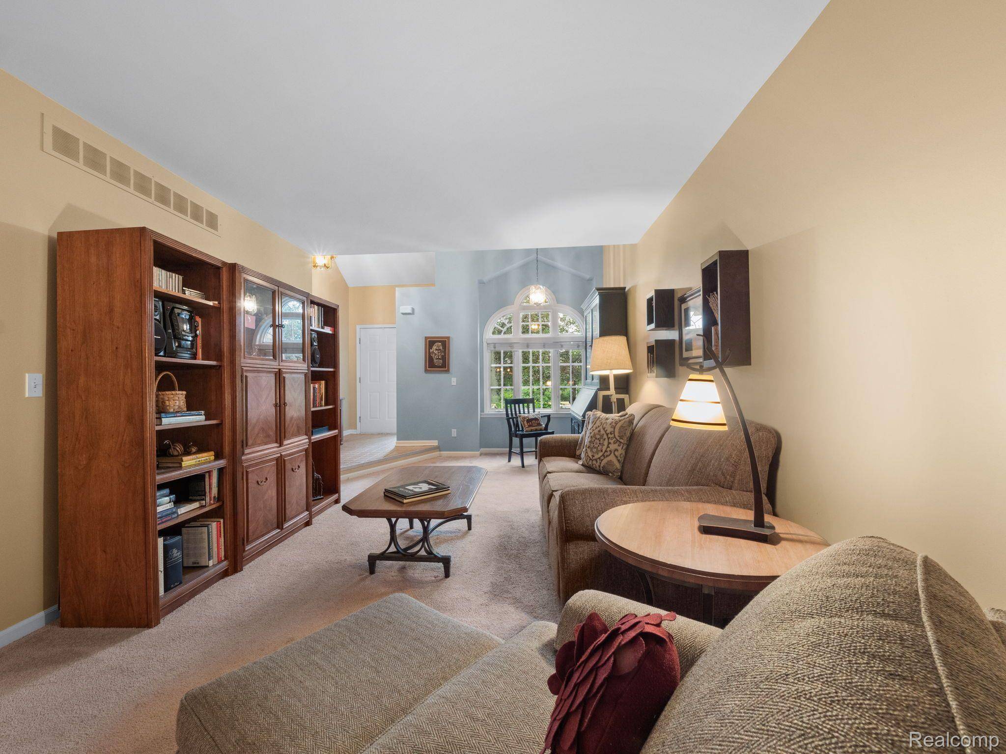 Wixom, MI 48393,507 NATURES COVE CT