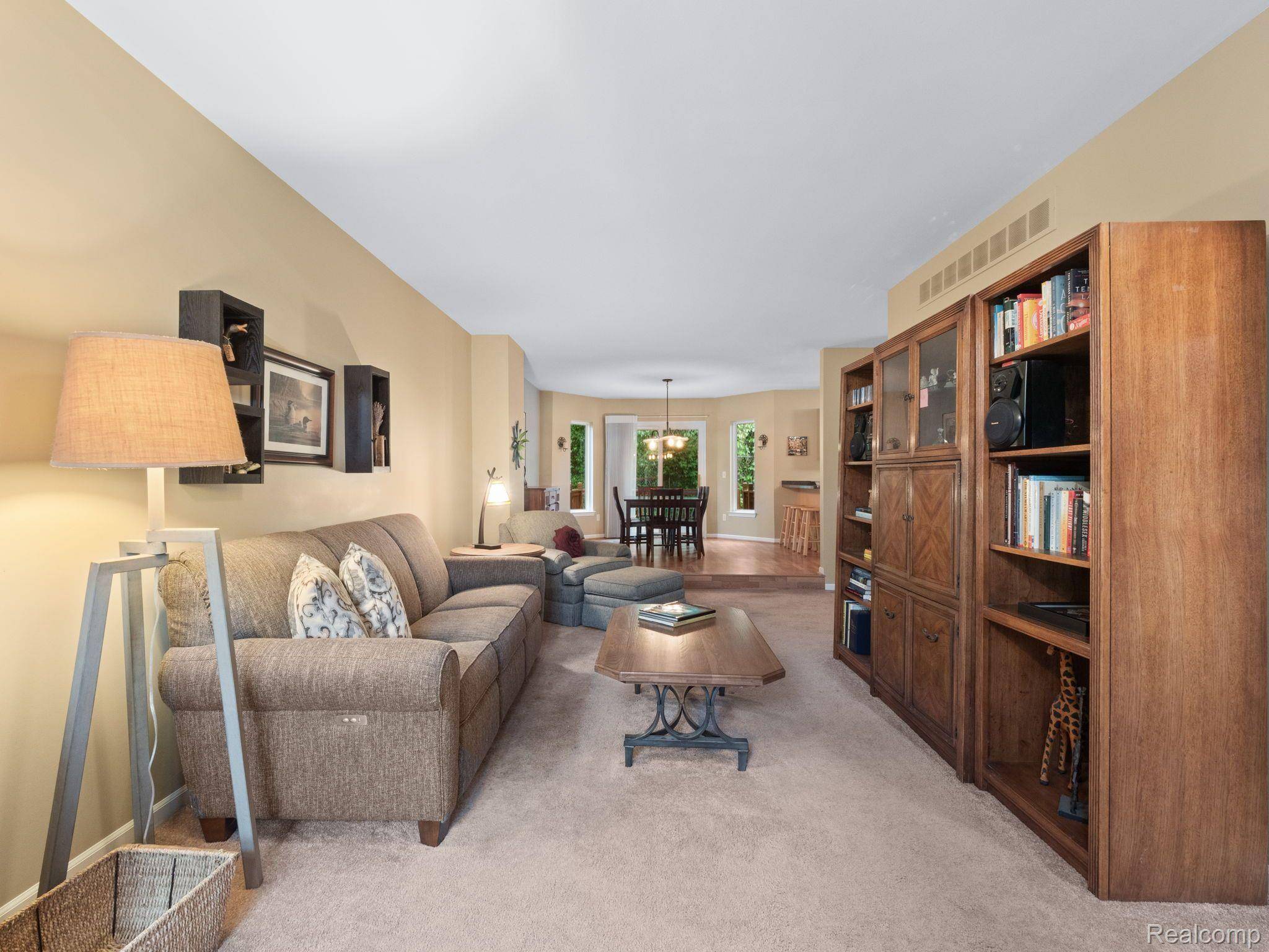 Wixom, MI 48393,507 NATURES COVE CT