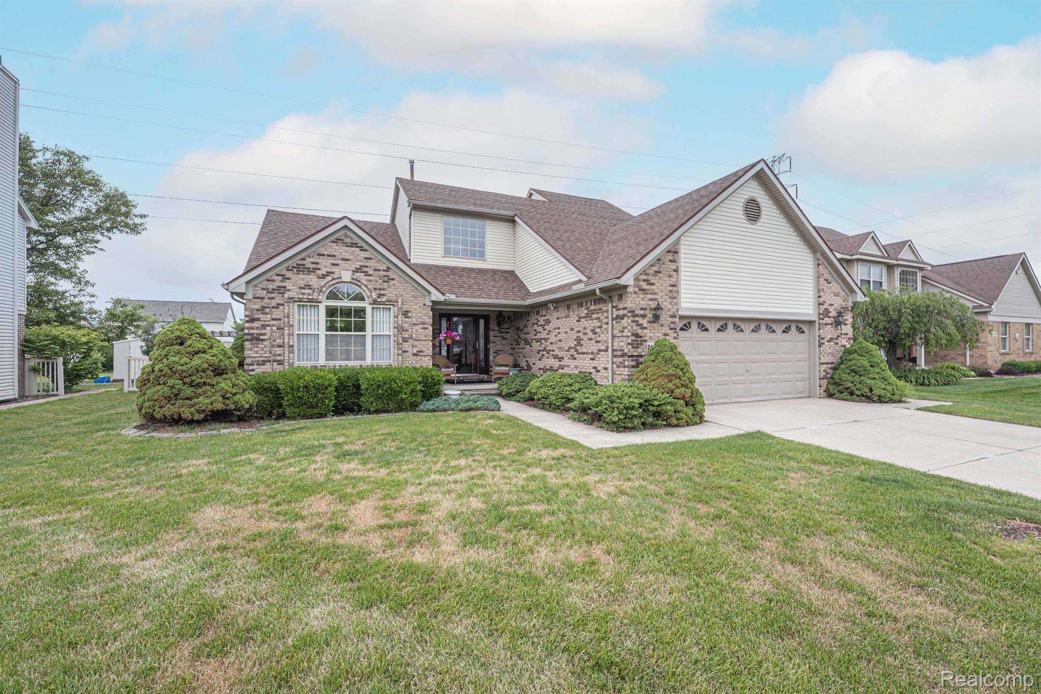 Woodhaven, MI 48183,24094 FOXMOOR BLVD