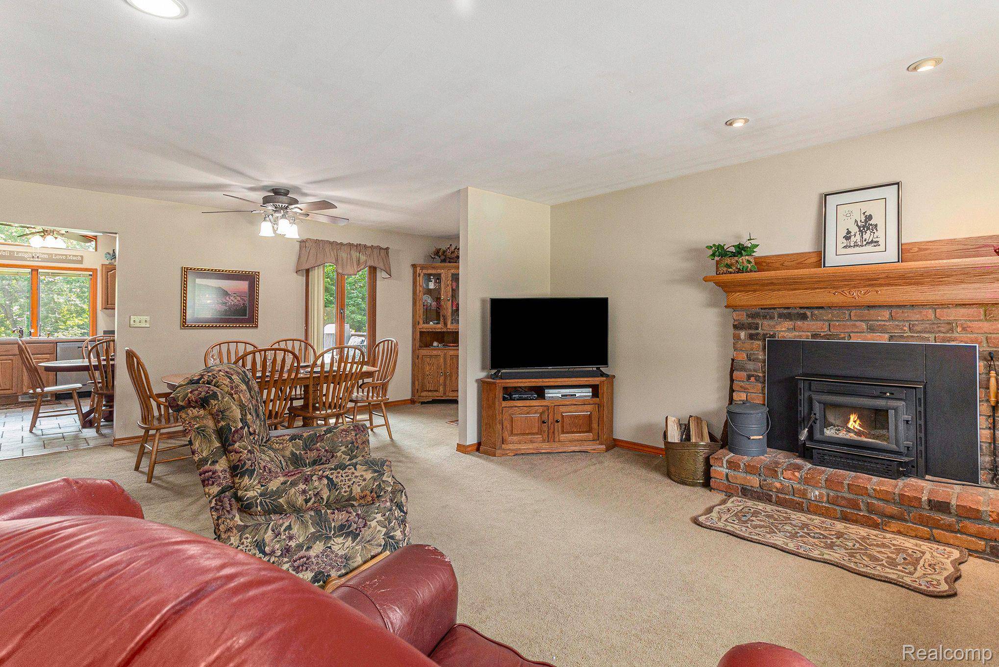 Wixom, MI 48393,3031 GROUSE ST