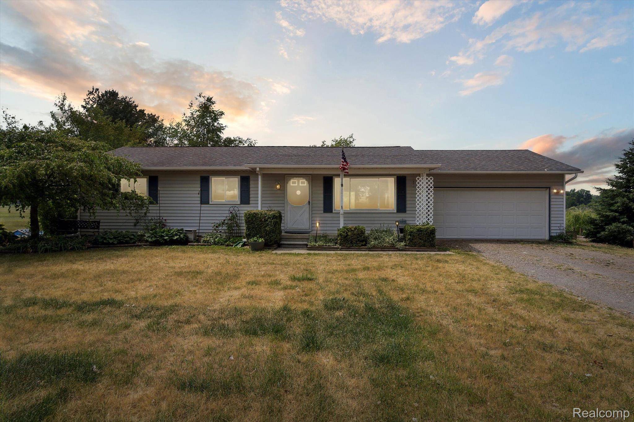 Byron, MI 48418,12612 JULMAR DR