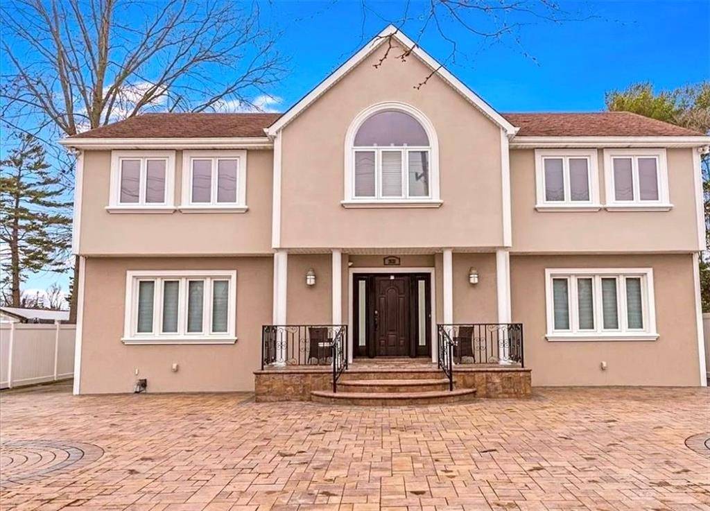 Baldwin, NY 11510,2632 Central AVE