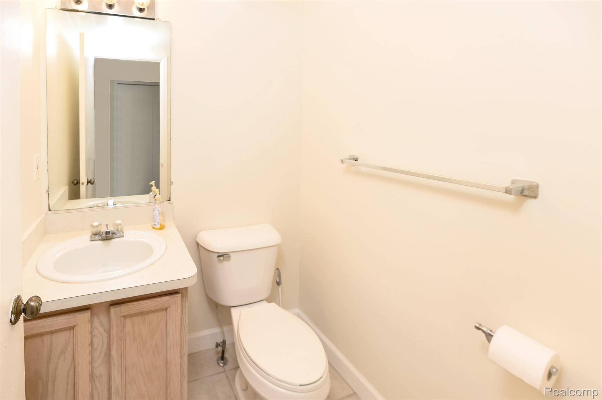 Southfield, MI 48075,4 NORFOLK TOWNE ST