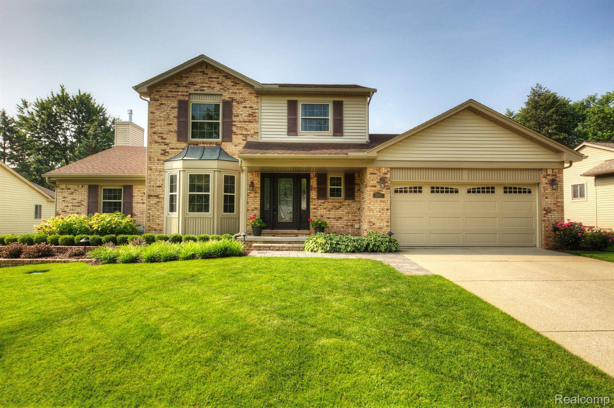 Novi, MI 48374,24607 SIMMONS DR