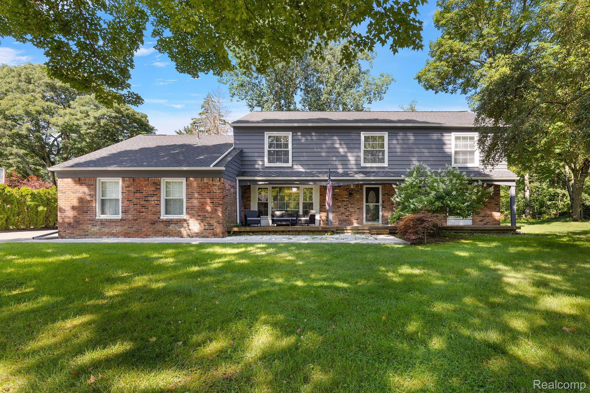 Beverly Hills, MI 48025,31319 FOXBORO WAY