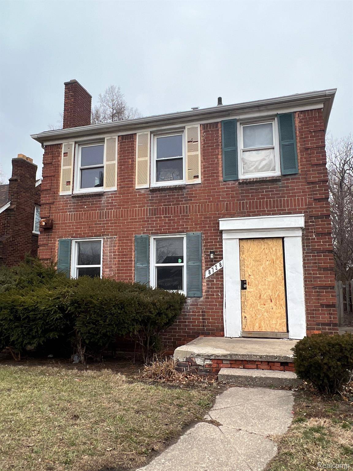 Detroit, MI 48221,8728 W 7 MILE RD