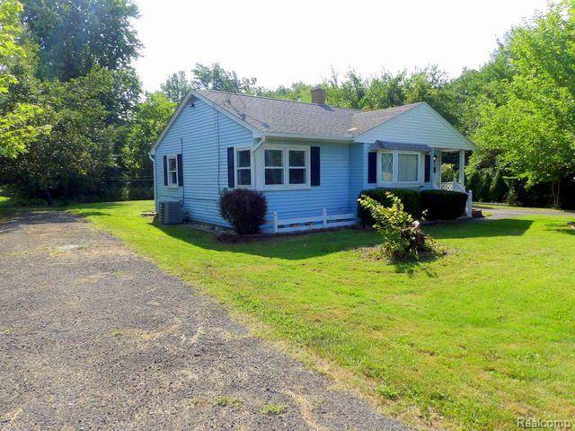 Romulus, MI 48174,17301 MIDDLEBELT RD