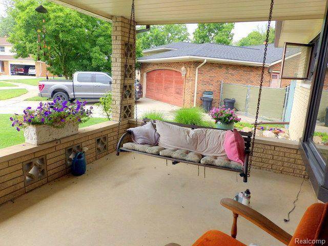 Woodhaven, MI 48183,21936 CAMILLE CT