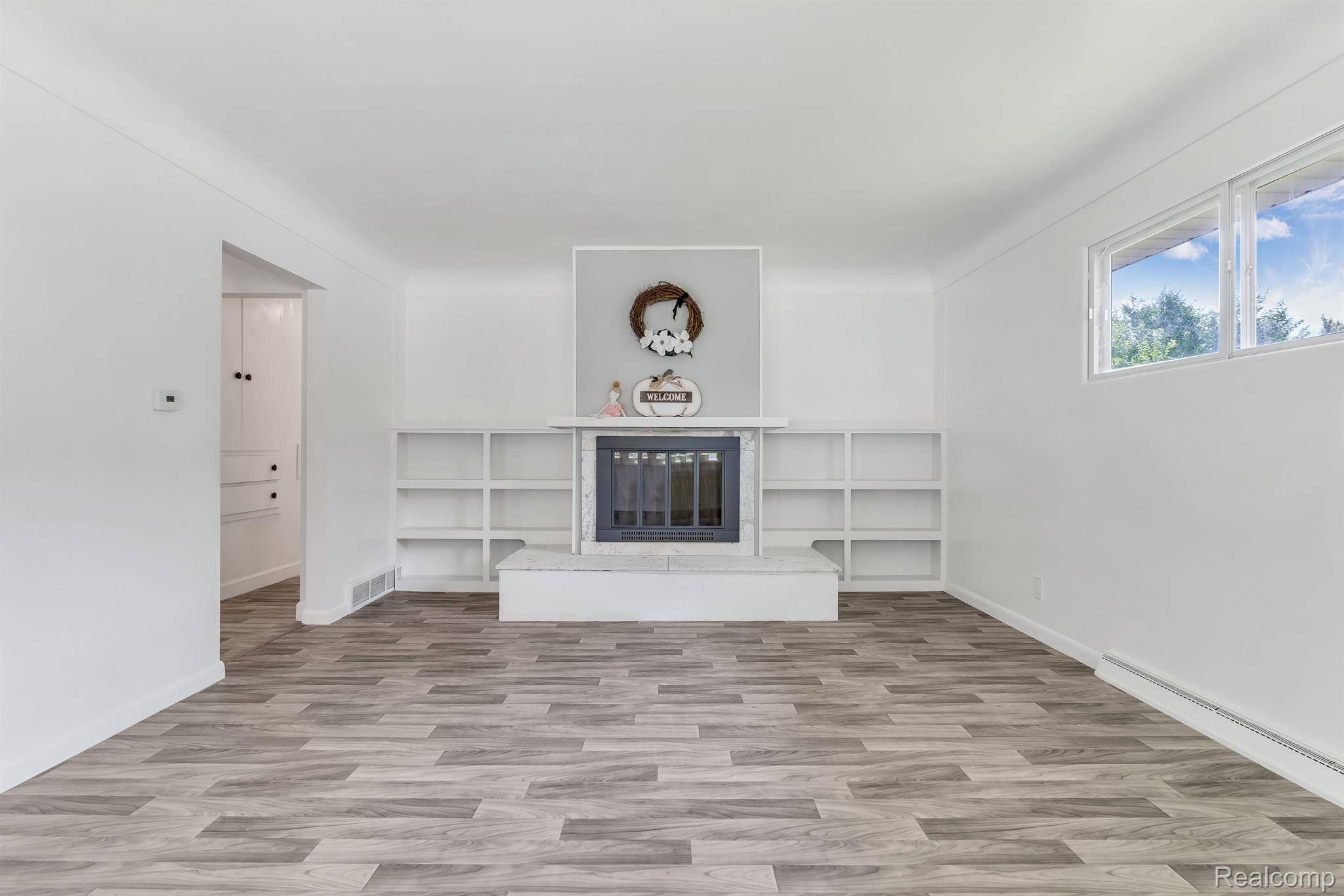 Saginaw, MI 48601,2212 THATCHER ST