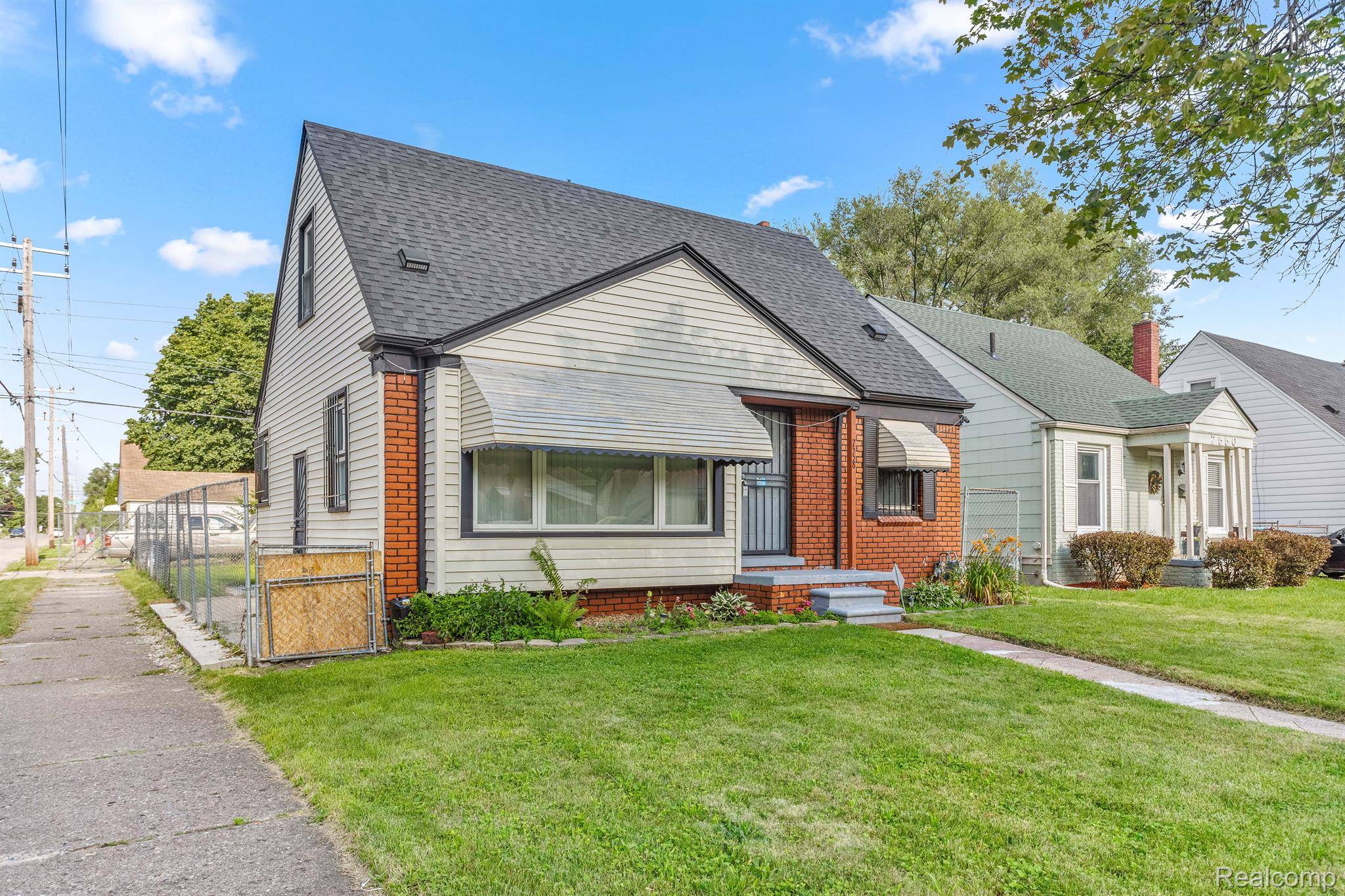 Detroit, MI 48228,7558 MEMORIAL AVE