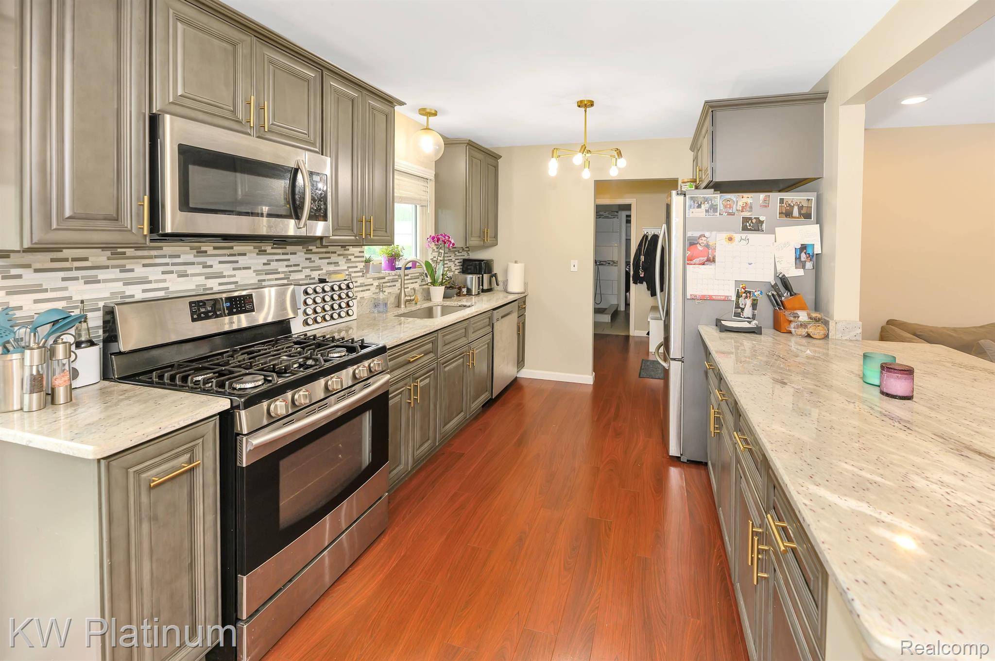 Rochester Hills, MI 48307,46165 Dequindre RD