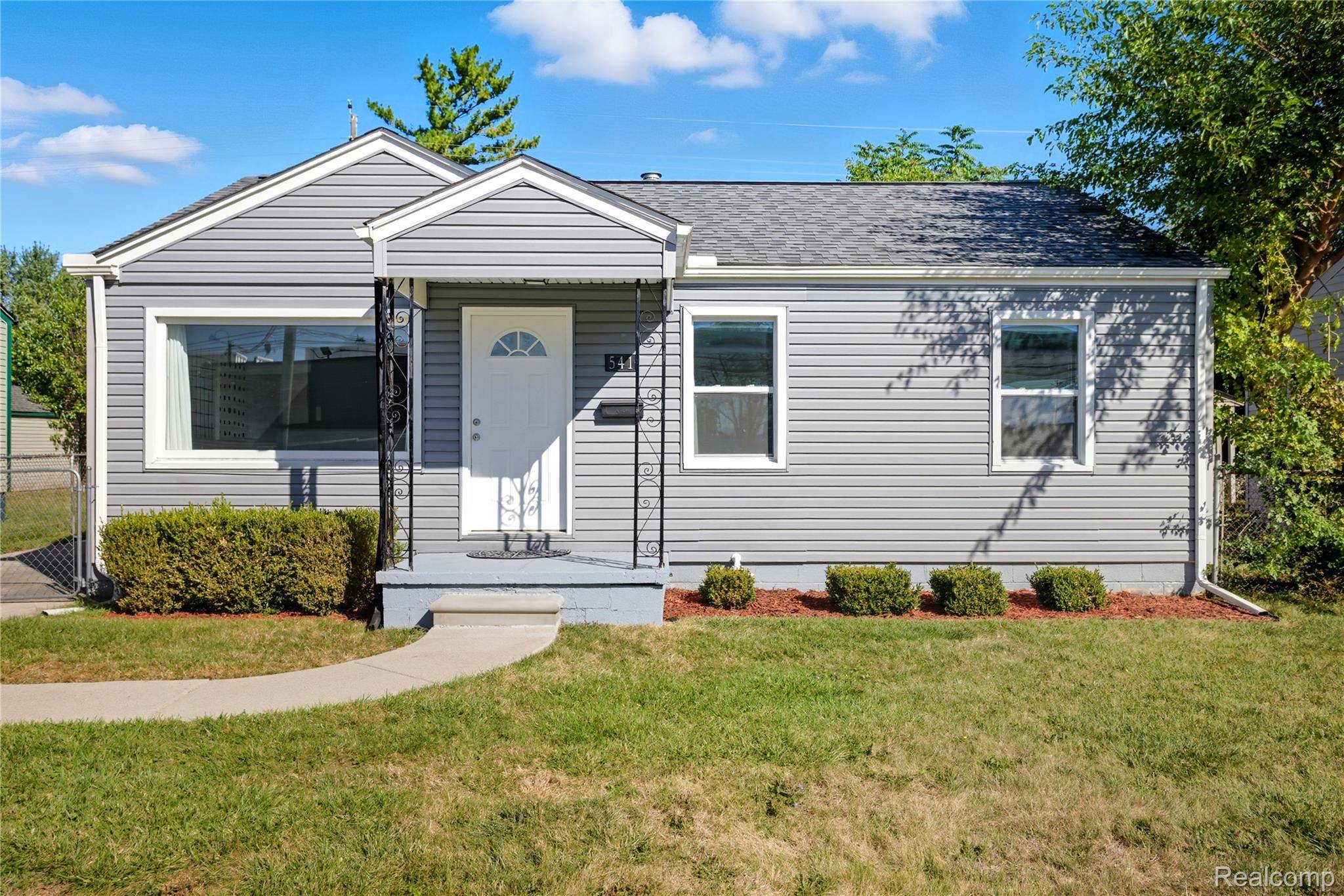 Ferndale, MI 48220,541 E Bennett AVE