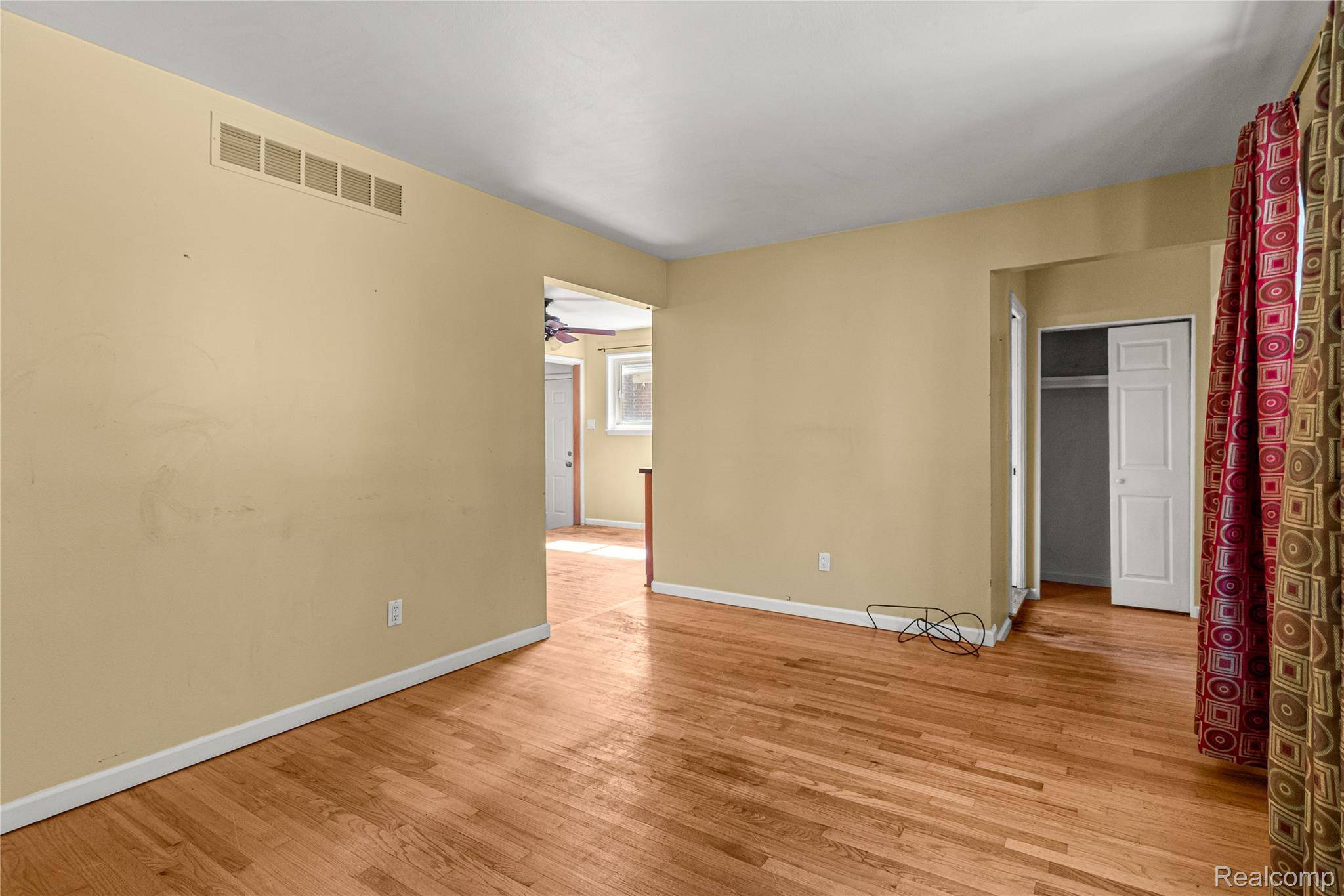 Dearborn Heights, MI 48125,4459 McKinley ST