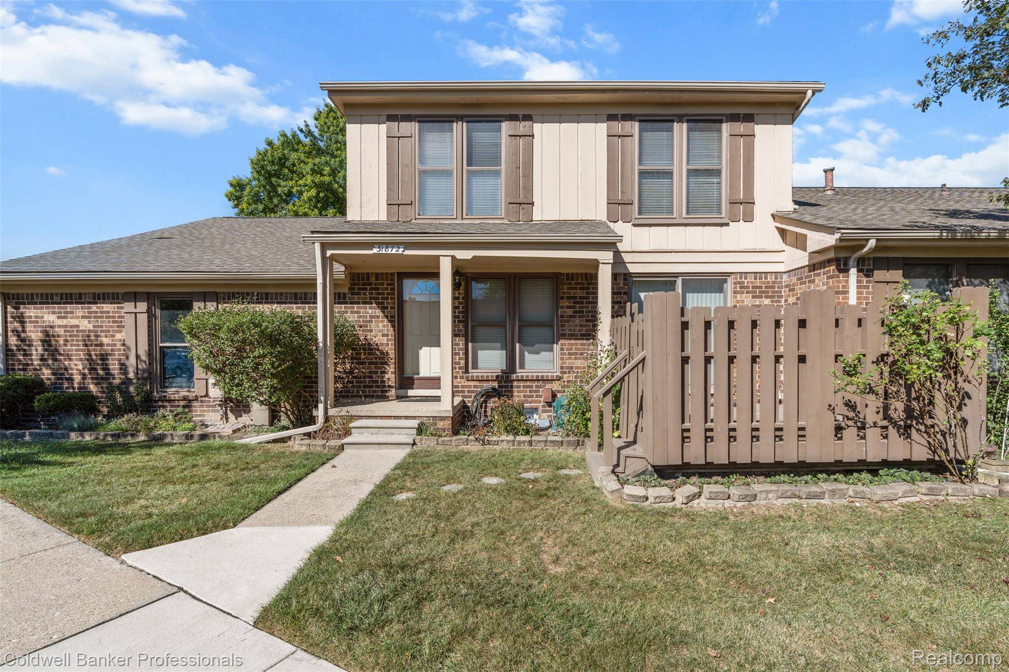 Warren, MI 48093,31872 Ivy LN