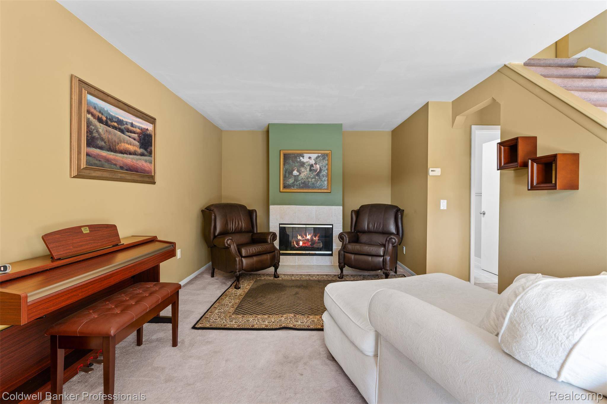 Warren, MI 48093,31872 Ivy LN