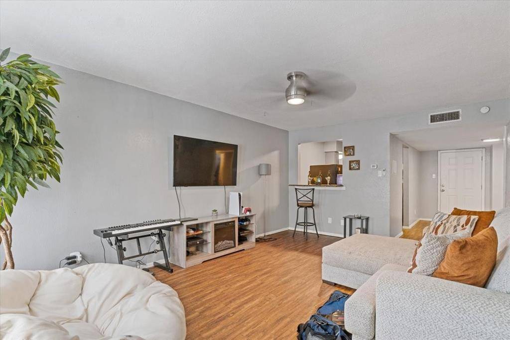 Fort Worth, TX 76116,6008 Westridge Lane #510