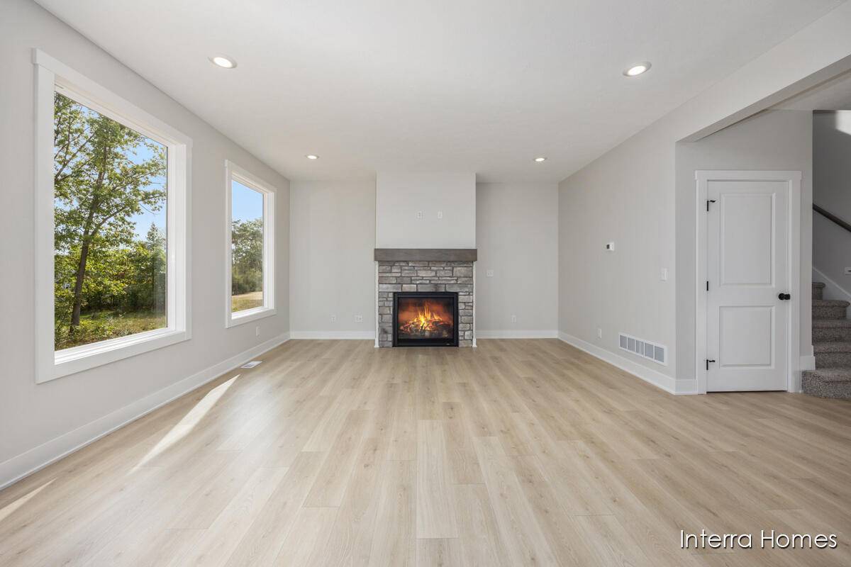 Lowell, MI 49331,1418 Kimber DR