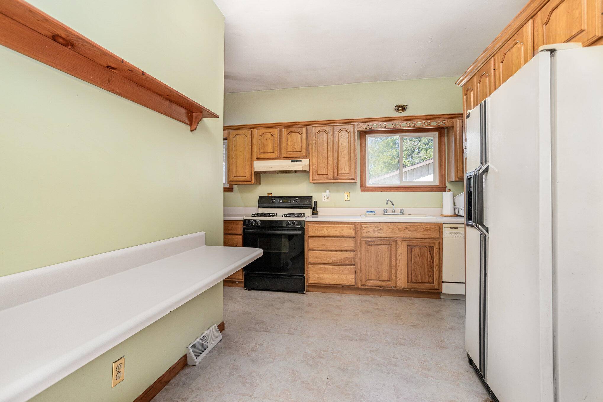 Mendon, MI 49072,218 W Jackson