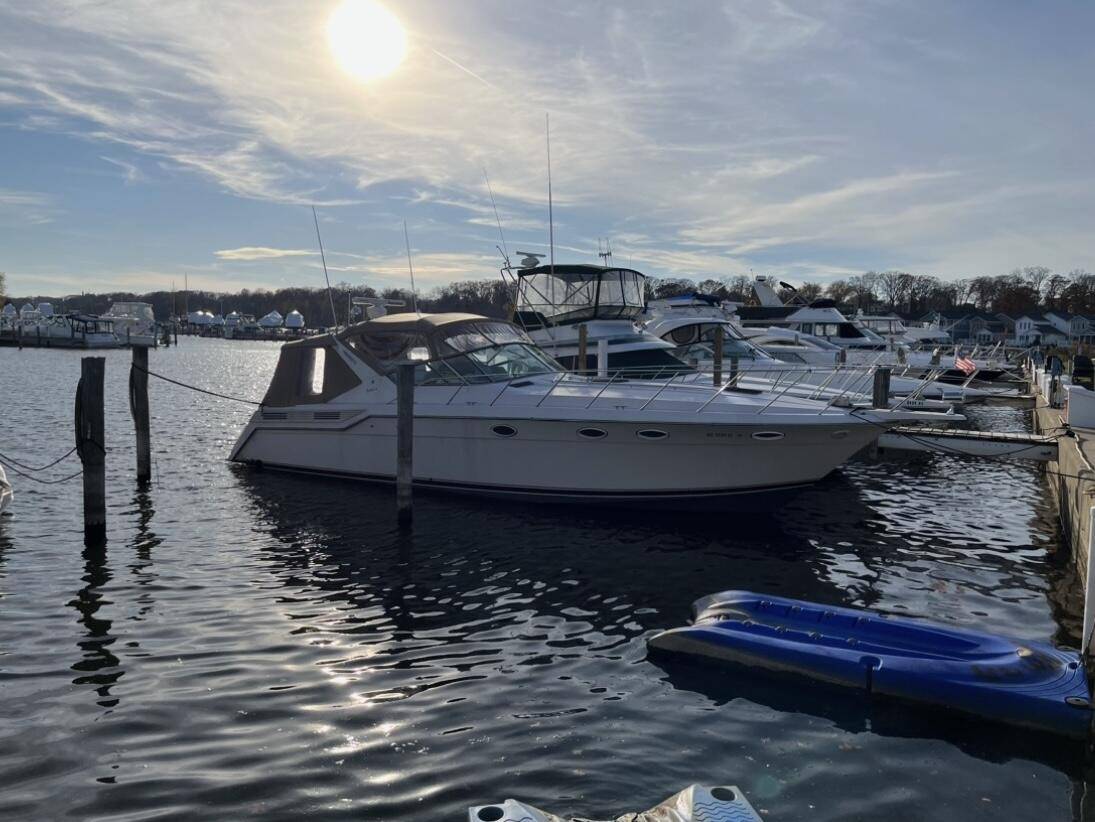 Benton Harbor, MI 49022,1000 Riverview DR #11