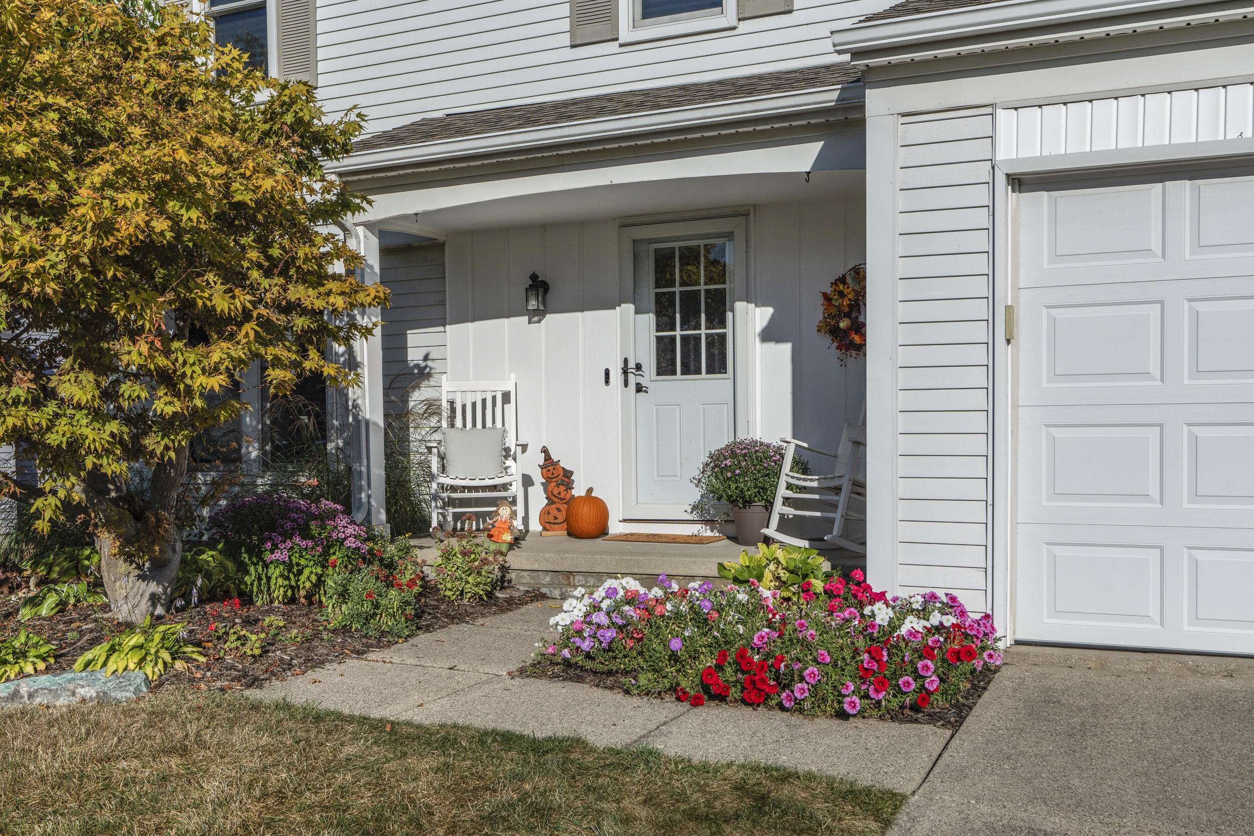 Rochester Hills, MI 48307,151 Dalton DR