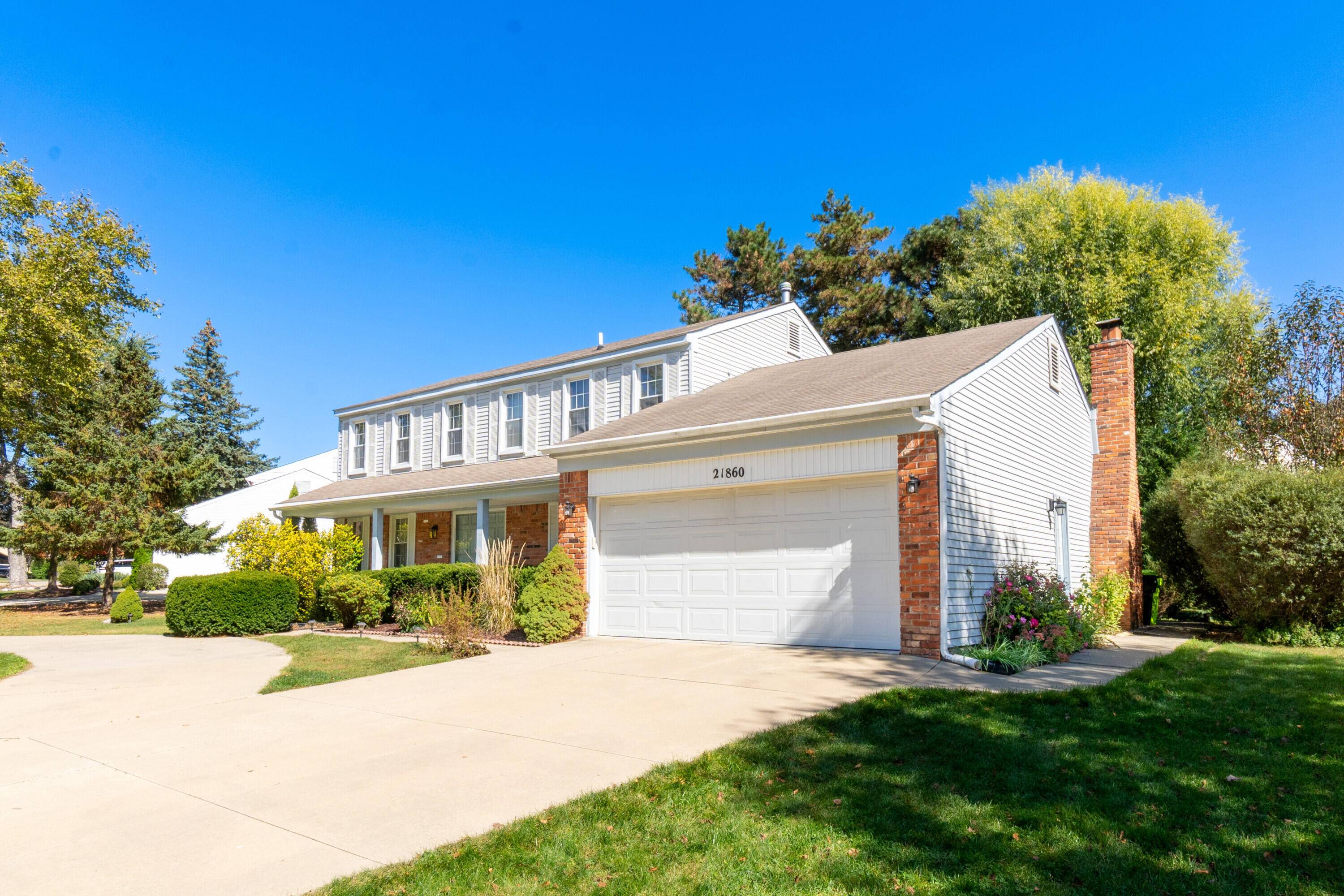 Novi, MI 48375,21860 Clover LN