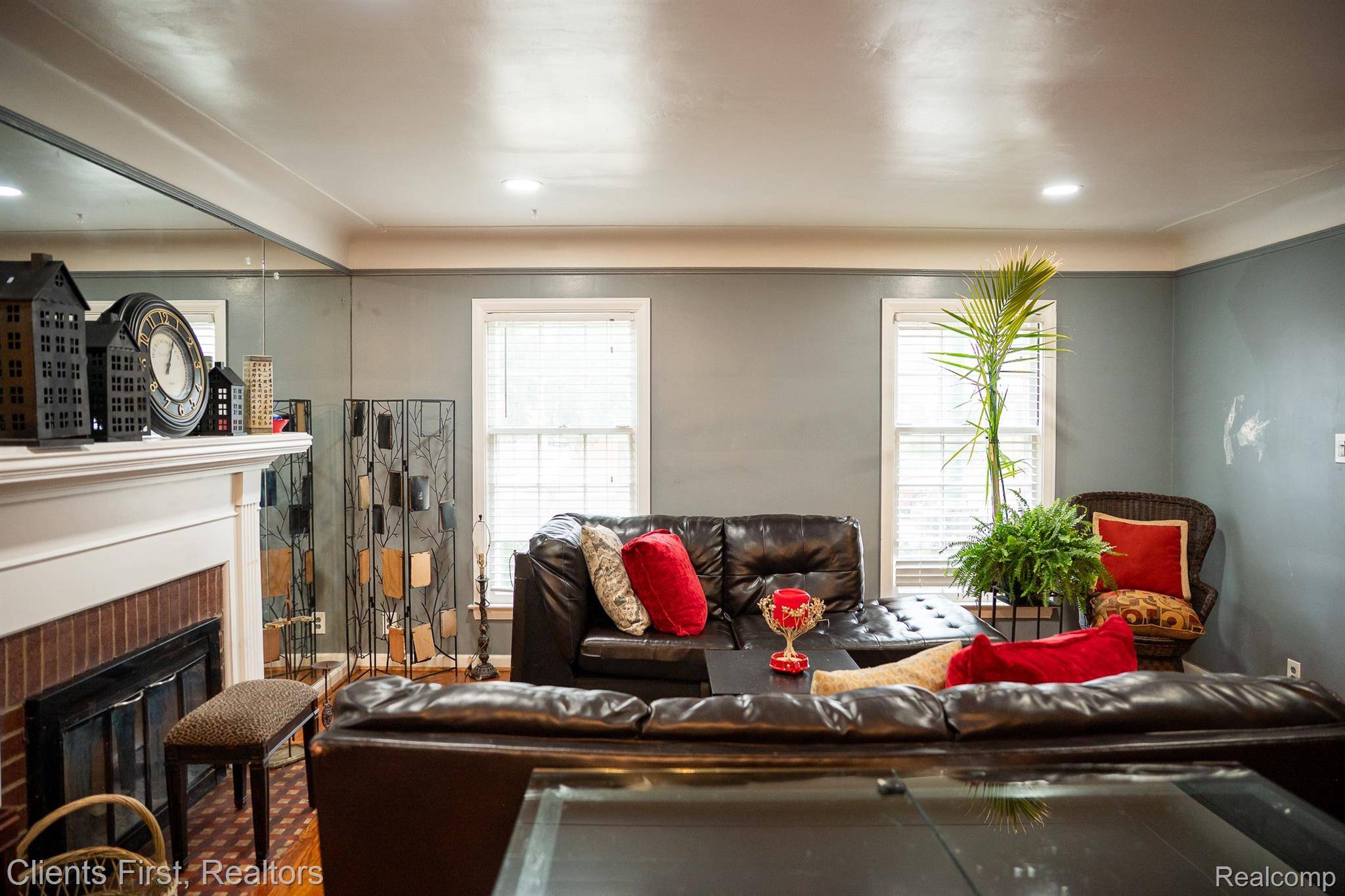 Detroit, MI 48235,19215 Steel ST