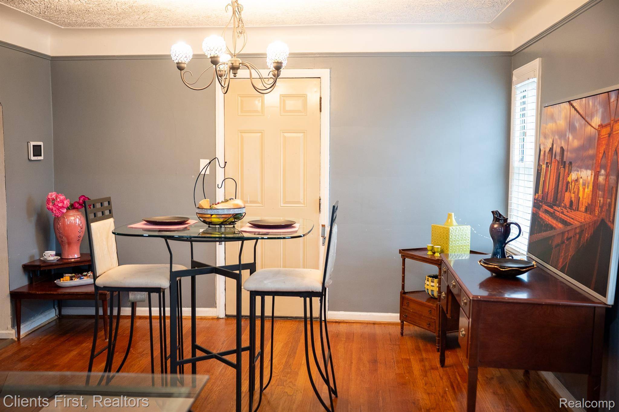 Detroit, MI 48235,19215 Steel ST