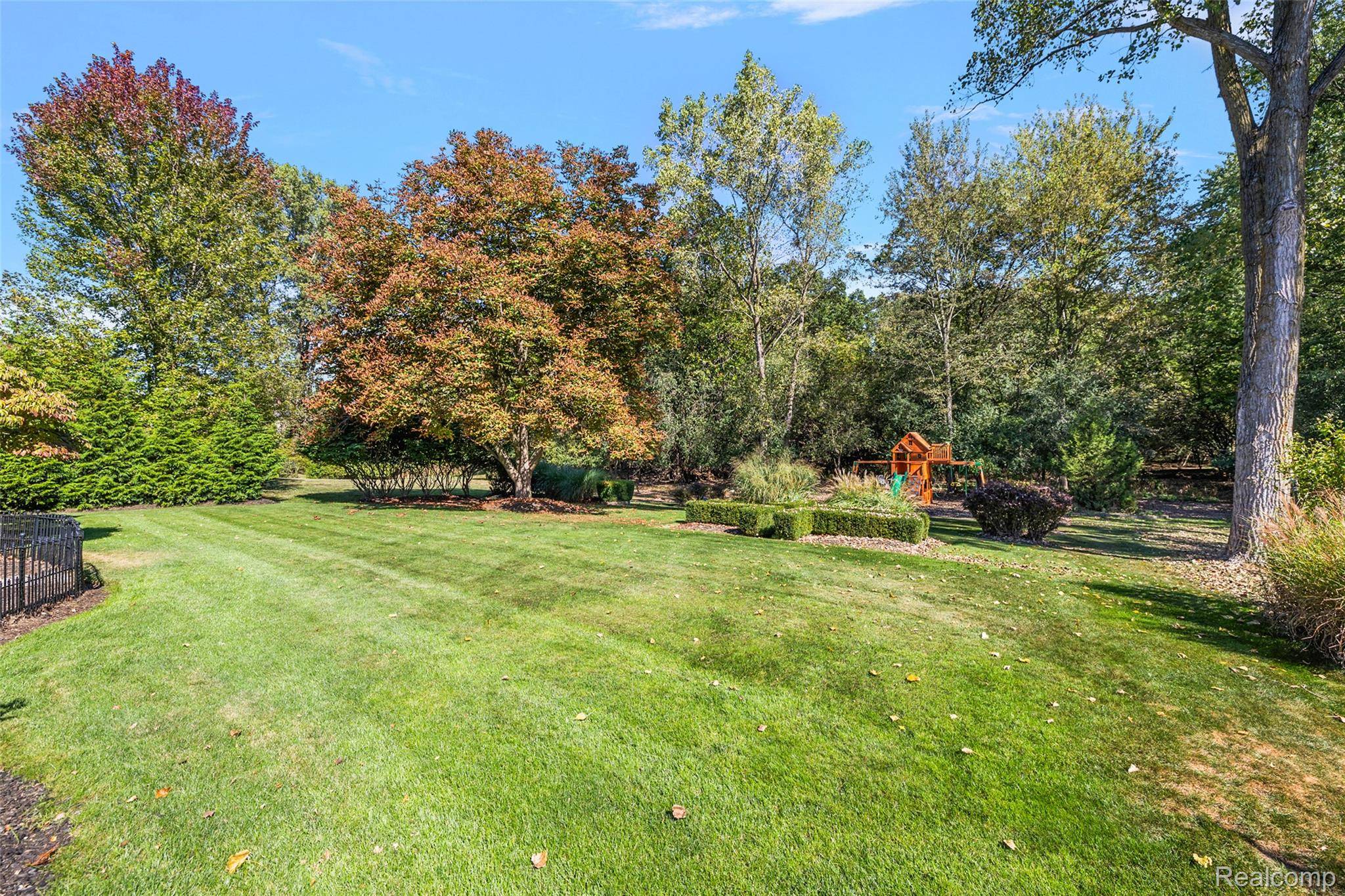 Rochester Hills, MI 48306,1298 W Fairview LN