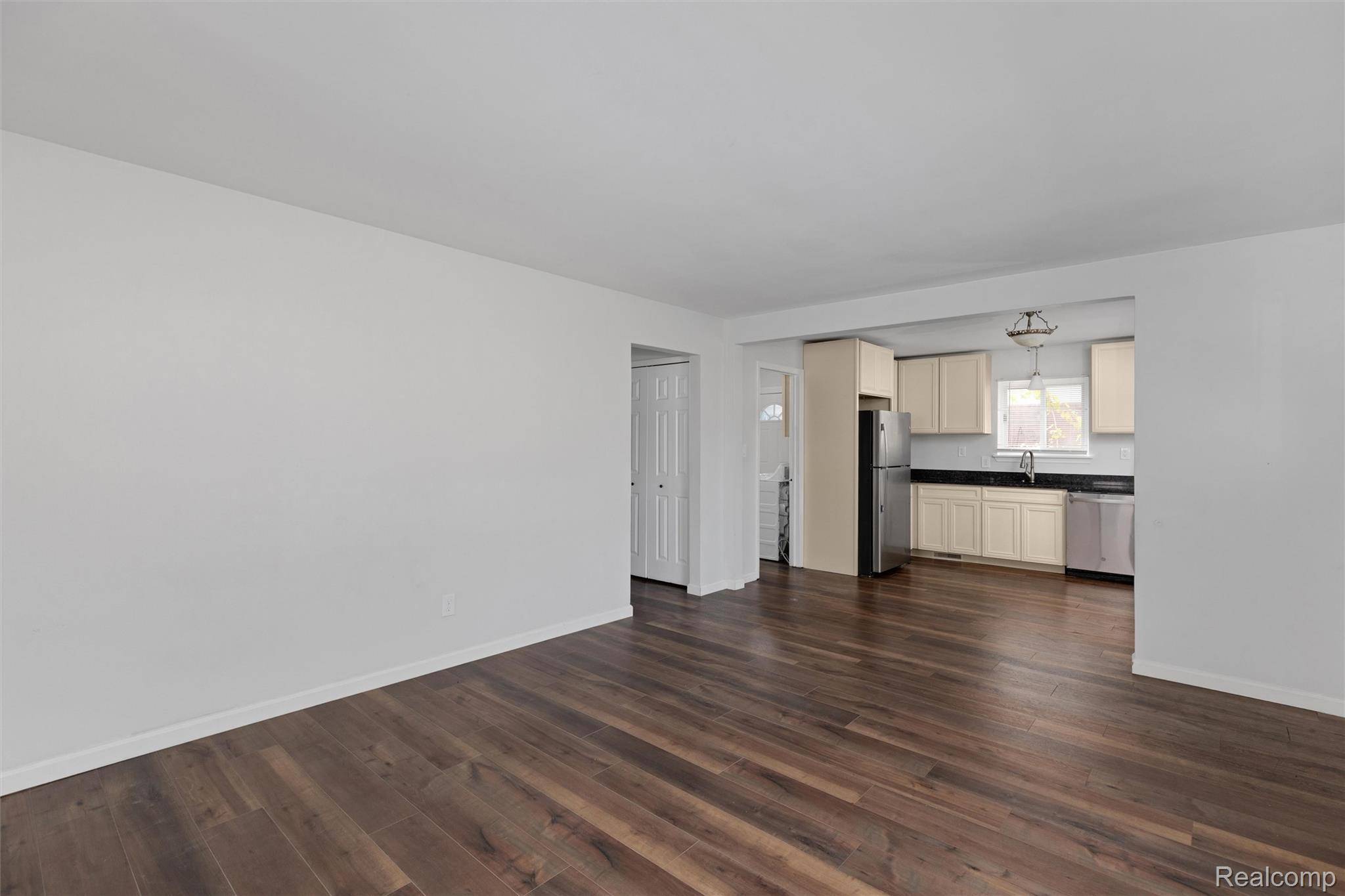 Westland, MI 48186,30931 Fernwood ST