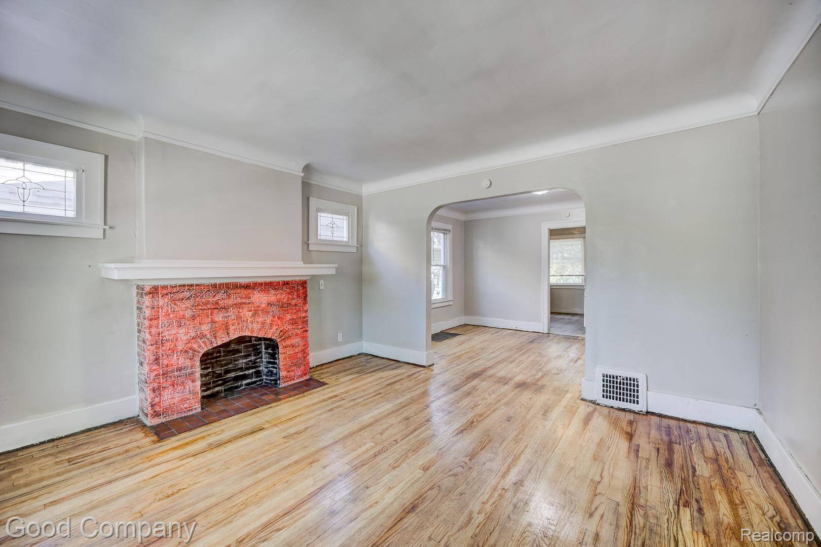 Detroit, MI 48221,16596 Prairie ST