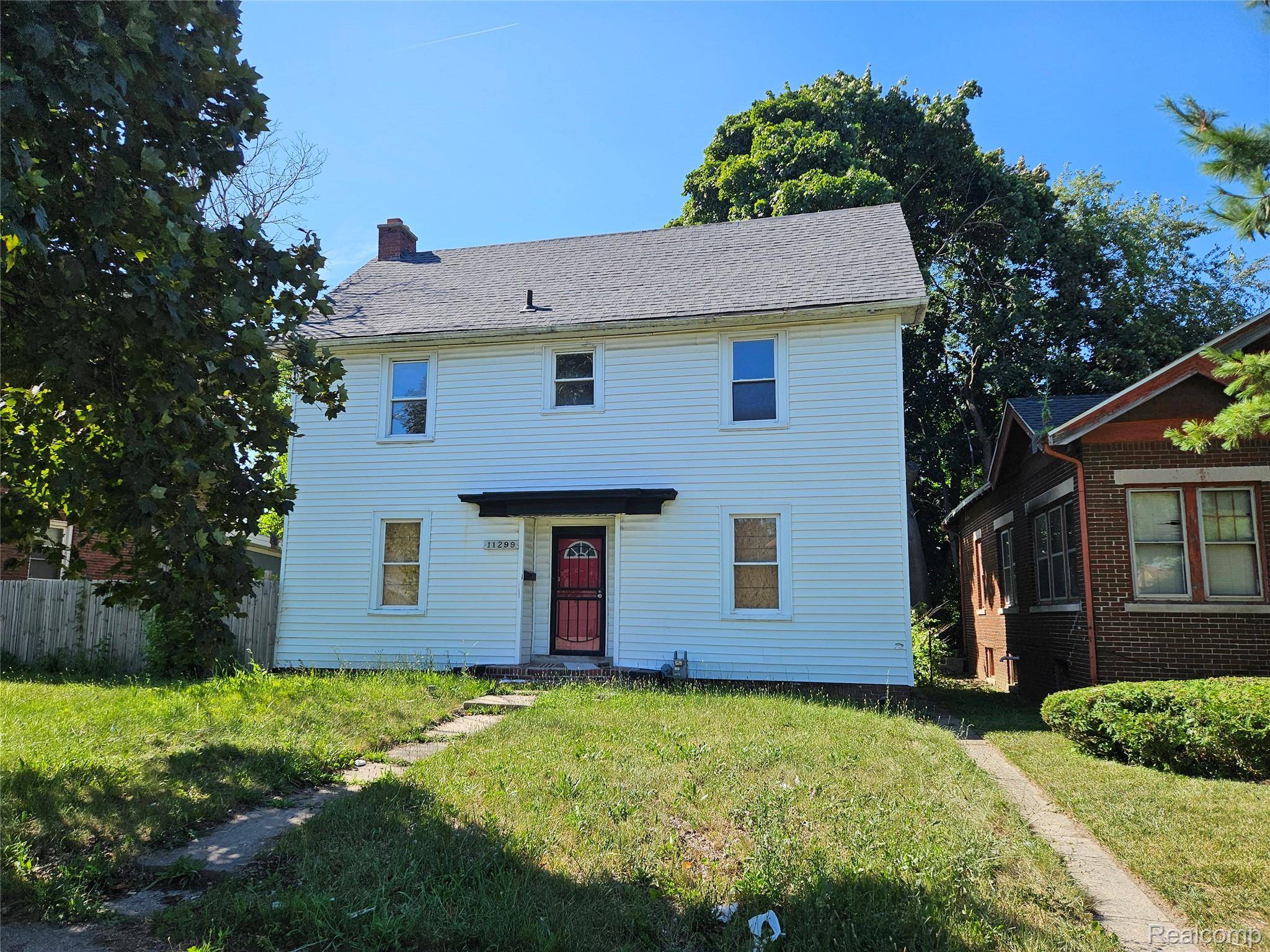 Detroit, MI 48213,11299 Rosemary ST