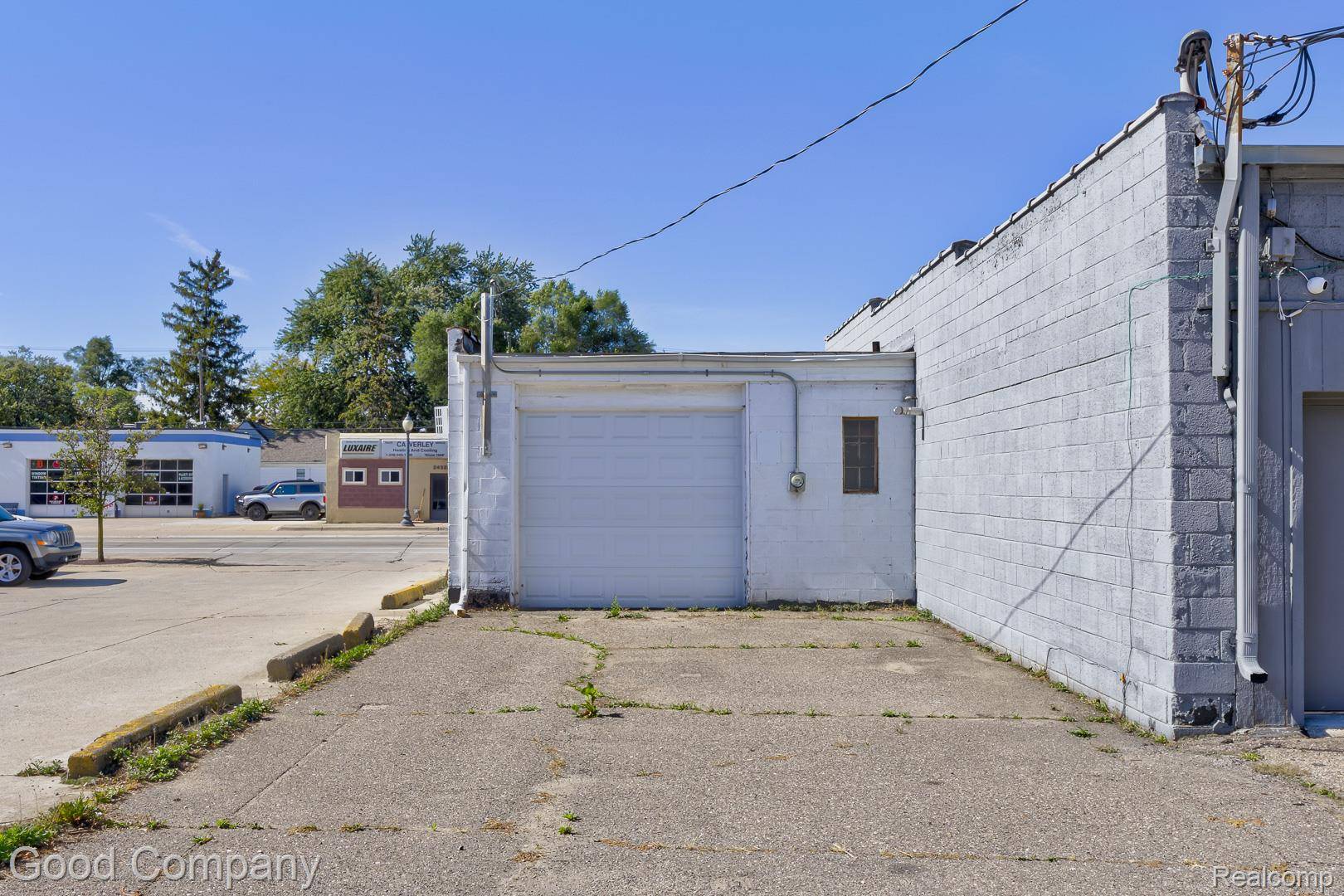 Hazel Park, MI 48030,24350 John R RD