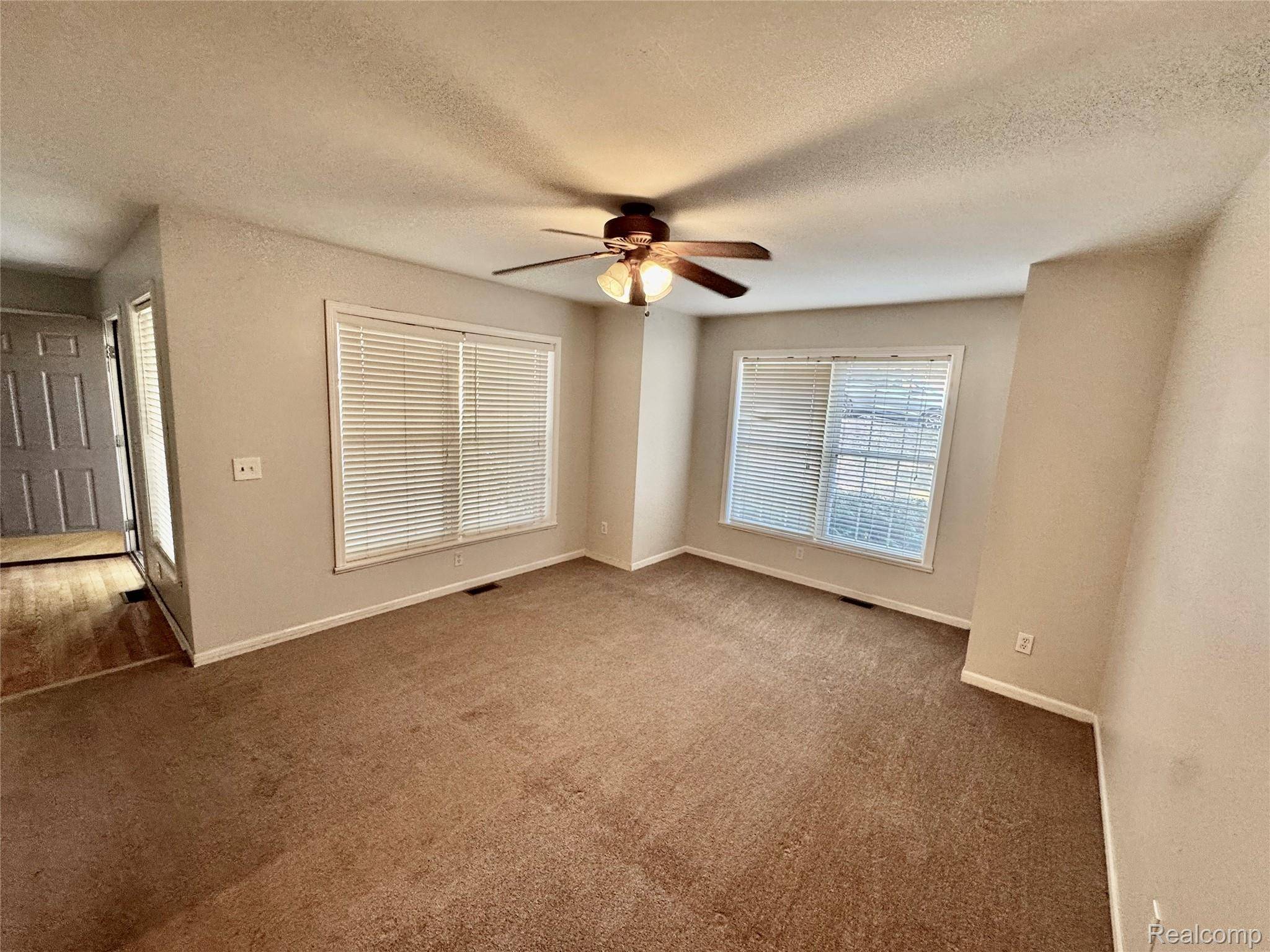 Orion, MI 48362,911 Old Hickory LN