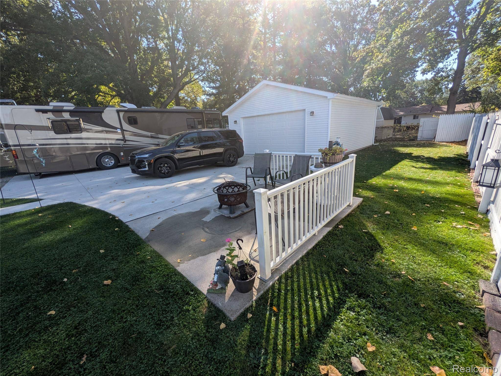 Grand Blanc, MI 48439,2346 Rollins ST