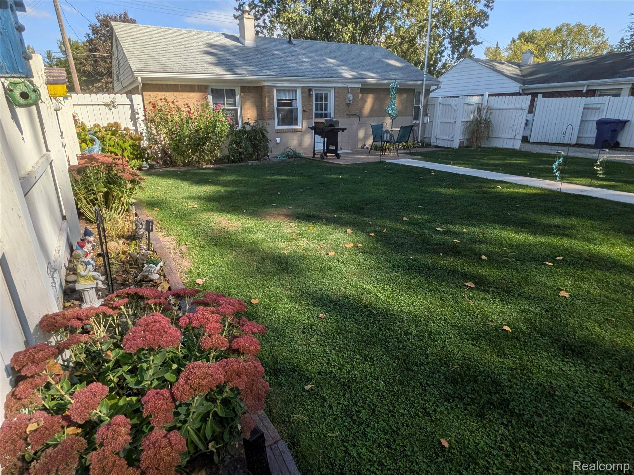 Grand Blanc, MI 48439,2346 Rollins ST