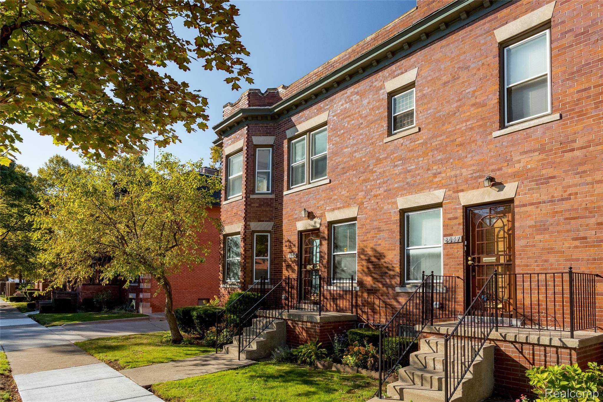 Detroit, MI 48202,8043 3rd ST