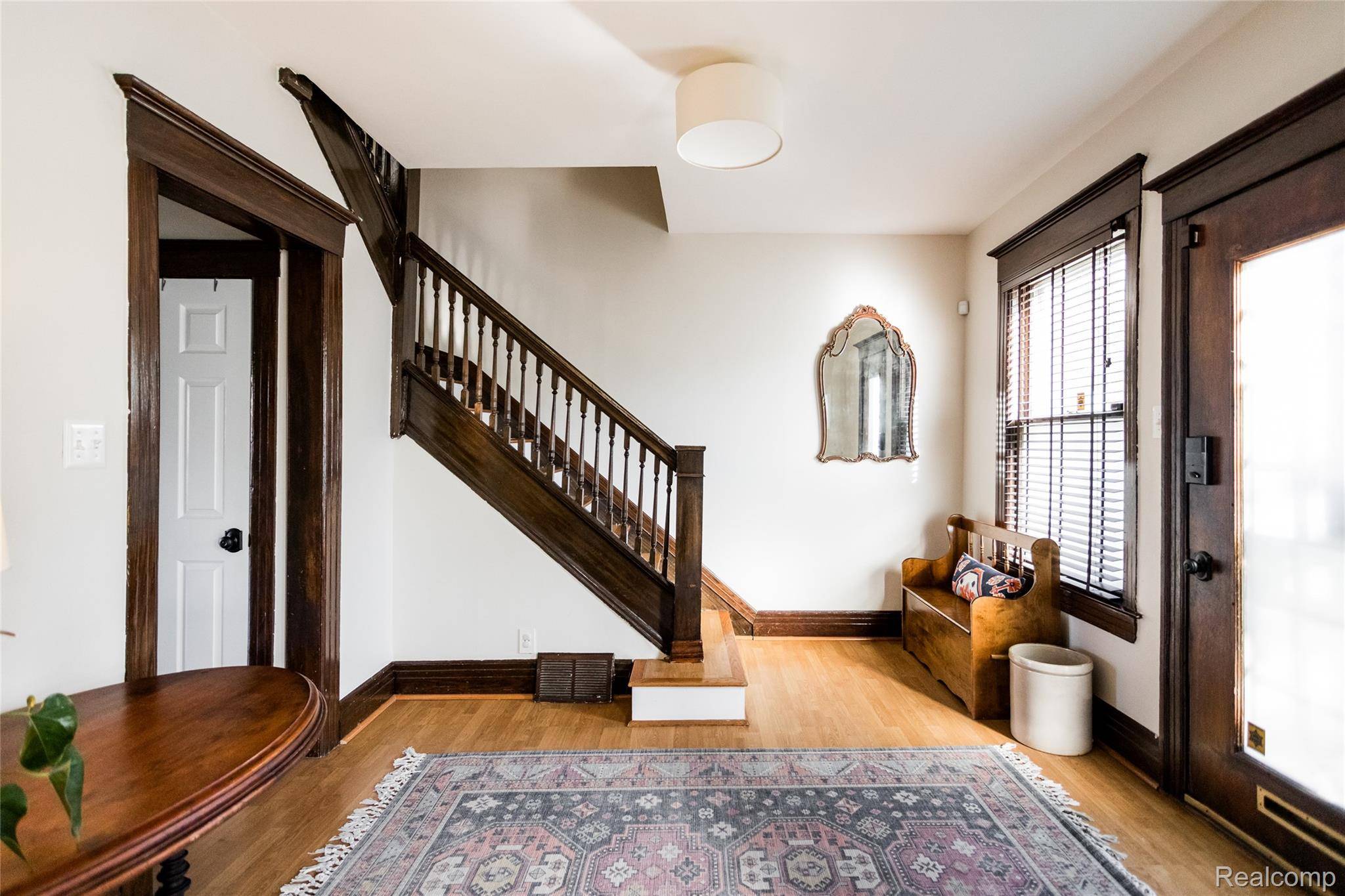 Detroit, MI 48202,8043 3rd ST