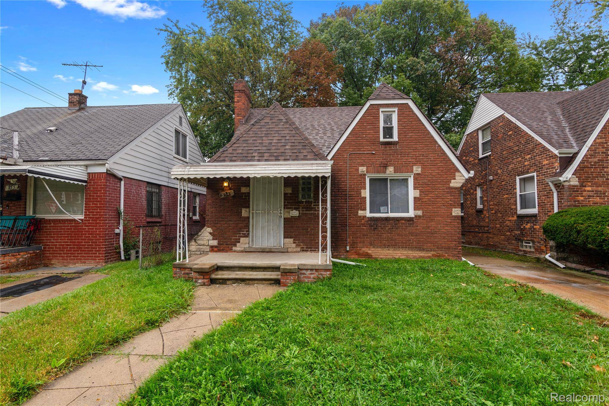 Detroit, MI 48228,8348 Terry ST