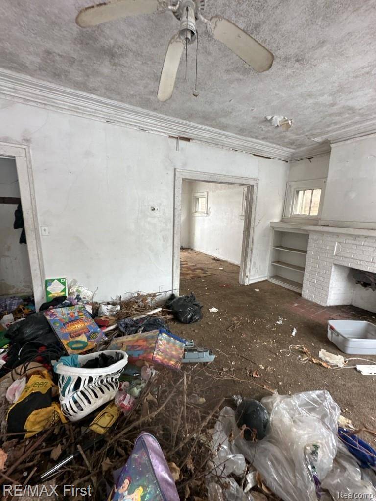 Detroit, MI 48204,9613 American ST