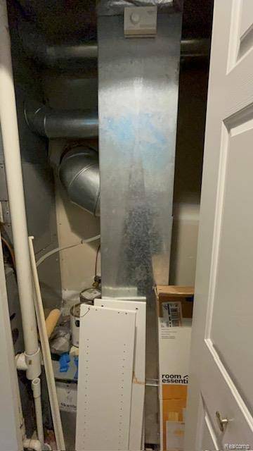 Warren, MI 48088,30040 Schoenherr RD