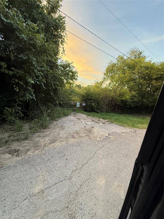 4331 Memory Lane Boulevard, Dallas, TX 75241