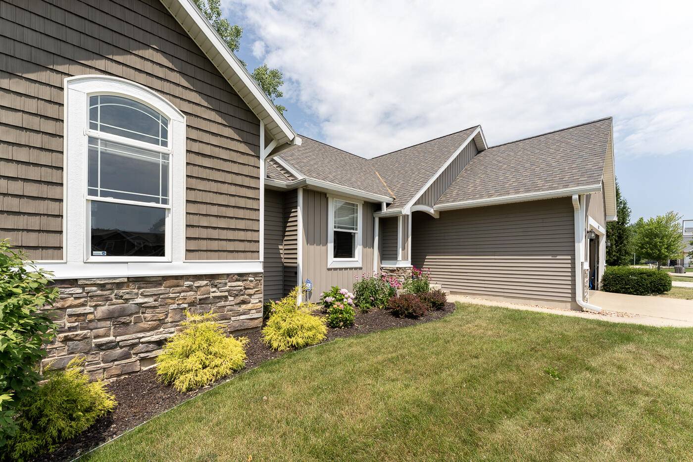 Grand Rapids, MI 49534,1883 Stratford LN NW