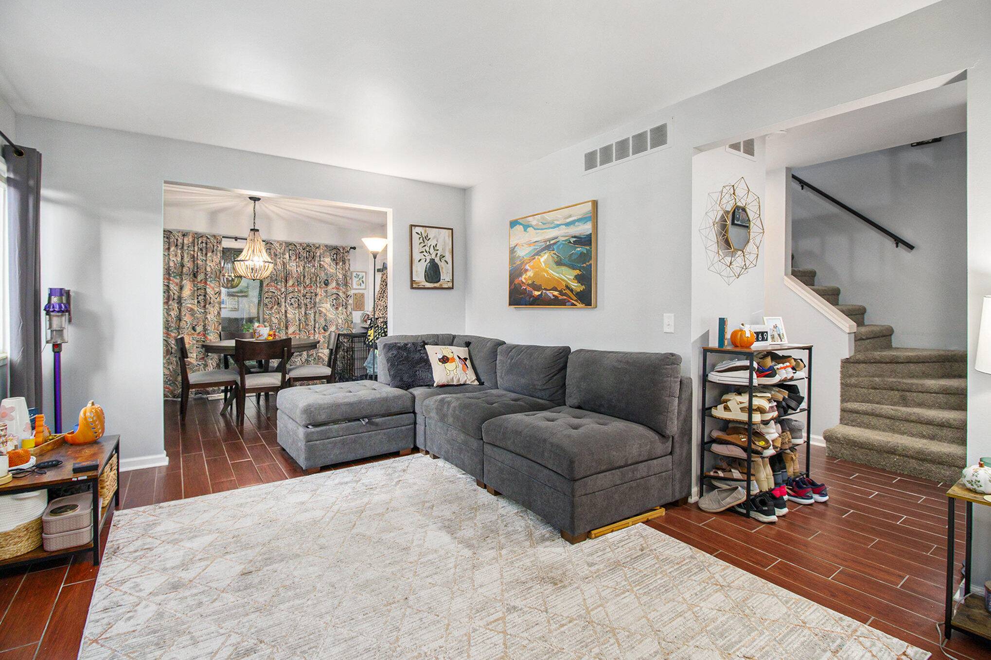 Kalamazoo, MI 49006,141 Selkirk CT